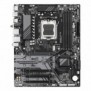 Gigabyte B650 UD AX Carte Mère - Prend en charge les processeurs AMD Ryzen Série 9000, VRM 6+2+2 phases, jusqu'à 7600MHz DDR5 , 1x PCIe 5.0 + 2x PCIe 4.0 M.2, LAN GbE, Wi-Fi 6, USB 3.2 Gen 2, AMD, Emplacement AM5, AMD Ryzen 7000 Series, AMD Ryzen 8000