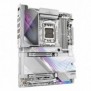Gigabyte X870E AORUS MASTER X3D ICE Carte Mère – Prend en charge les processeurs AMD Ryzen 9000, VRM numérique 18+2+2 phases, jusqu’à 9000 Hz DDR5 , 2 x PCIe 5.0 + 3 x PCIe 4.0, Wi-Fi 7, LAN 10 GbE, USB 4, AMD, Emplacement AM5, AMD Ryzen 7000