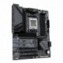 Gigabyte B650 EAGLE Carte mère - AMD Ryzen série 9000, VRM 12+2+2 phases, jusqu'à 7600 MHz DDR5 , 1xPCIe 5.0 + 2xPCIe 4.0 M.2, LAN GbE, USB 3.2 Gen 2, AMD, Emplacement AM5, AMD Ryzen 7000 Series, AMD Ryzen 8000 Series, AMD Ryzen 9000 Series